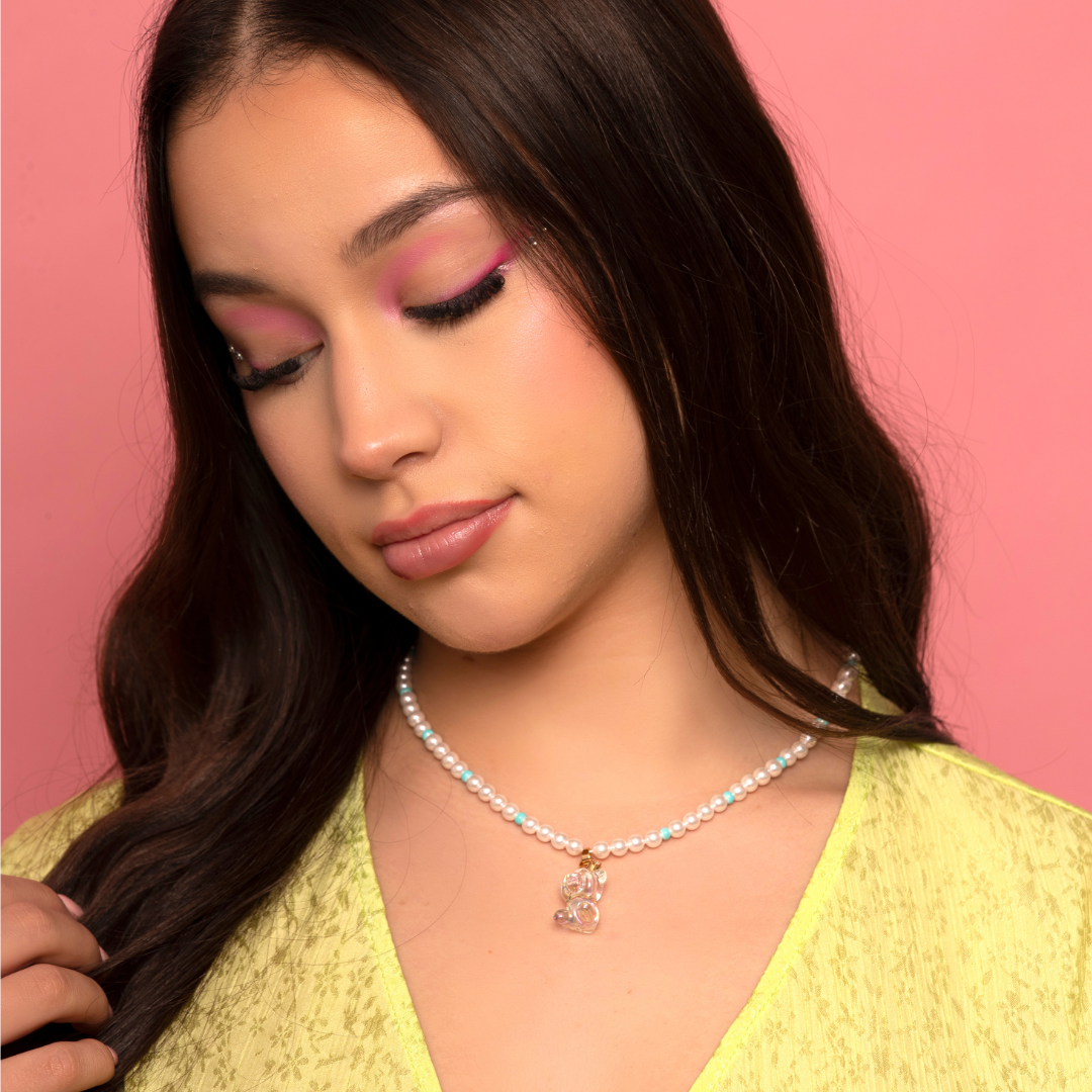 Sahi Pearl Chain White Transparent Bear Necklace